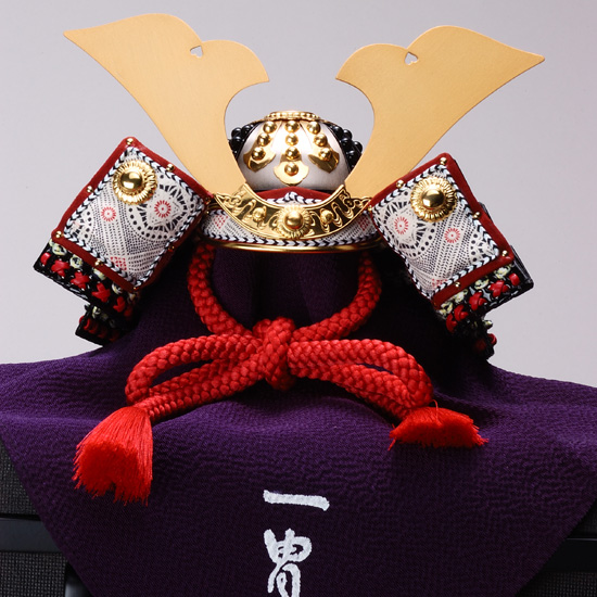 1/4 scale small cherry buckskin kabuto decoration set